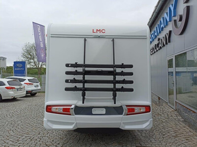 LMC Tourer A690